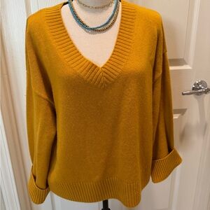 NAADAM Women's Golden V-Neck Sweater